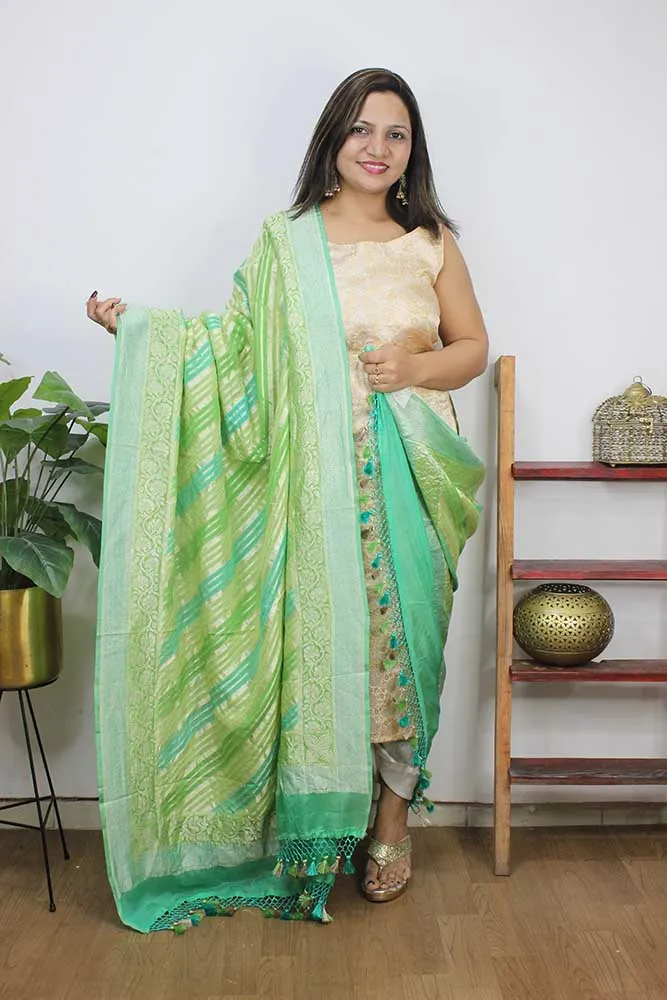 Blue And Green Handloom Banarasi Pure Georgette Brush Dye Dupatta