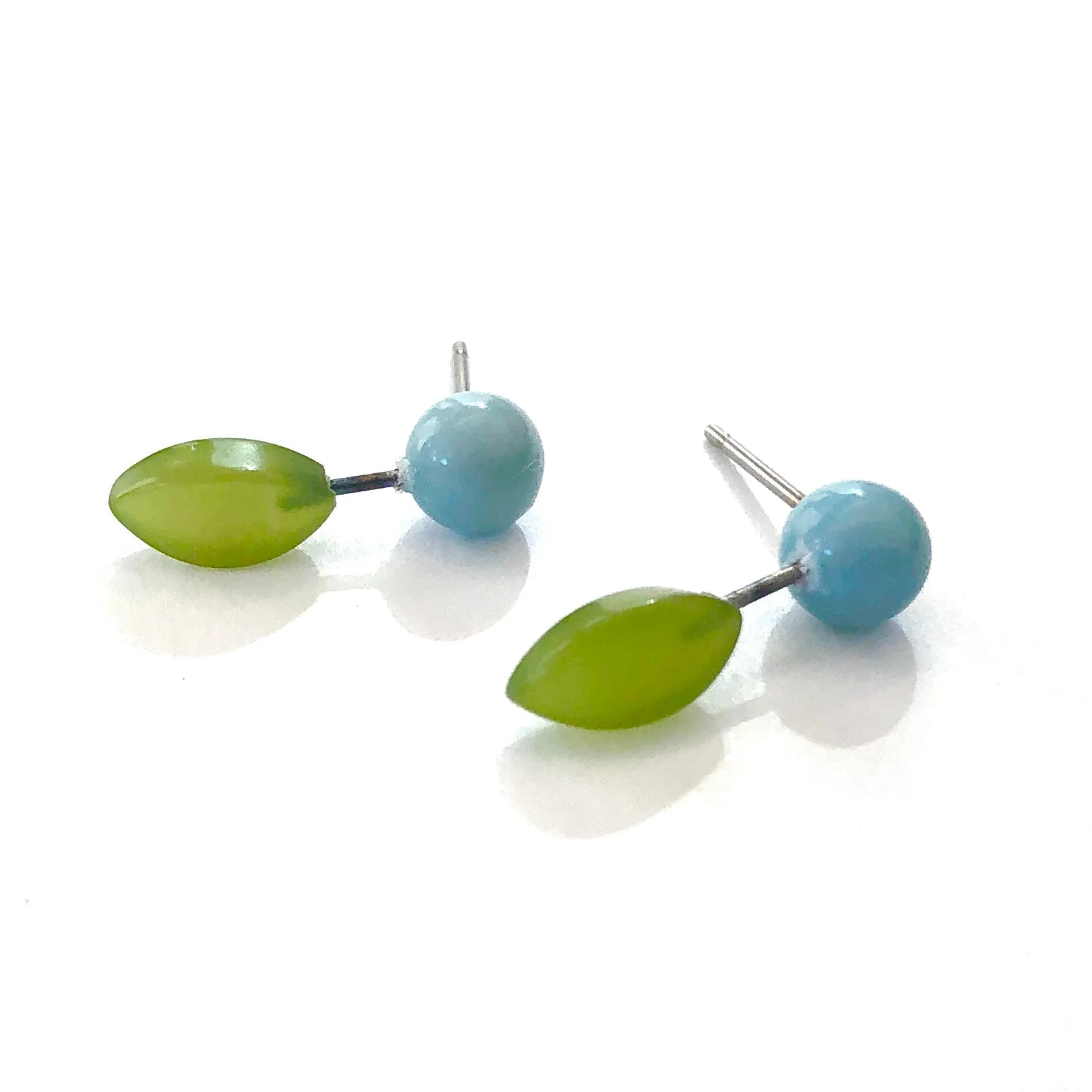 Blueberry Bud Geo Stud Earrings