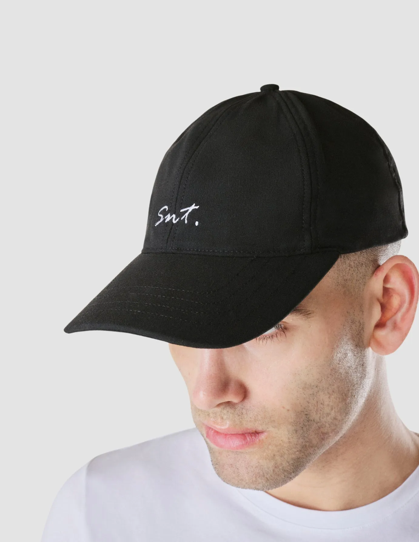 Essential Cap Black