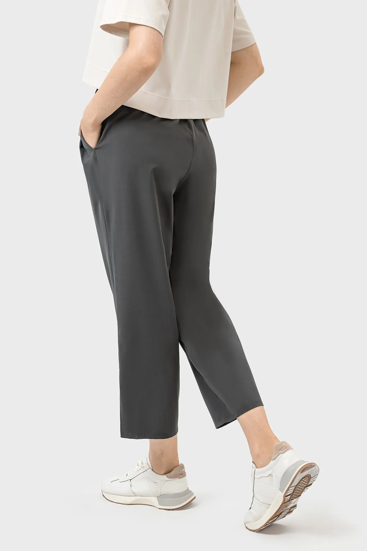 Loose Fit Quick-Dry Cropped Sports Pants