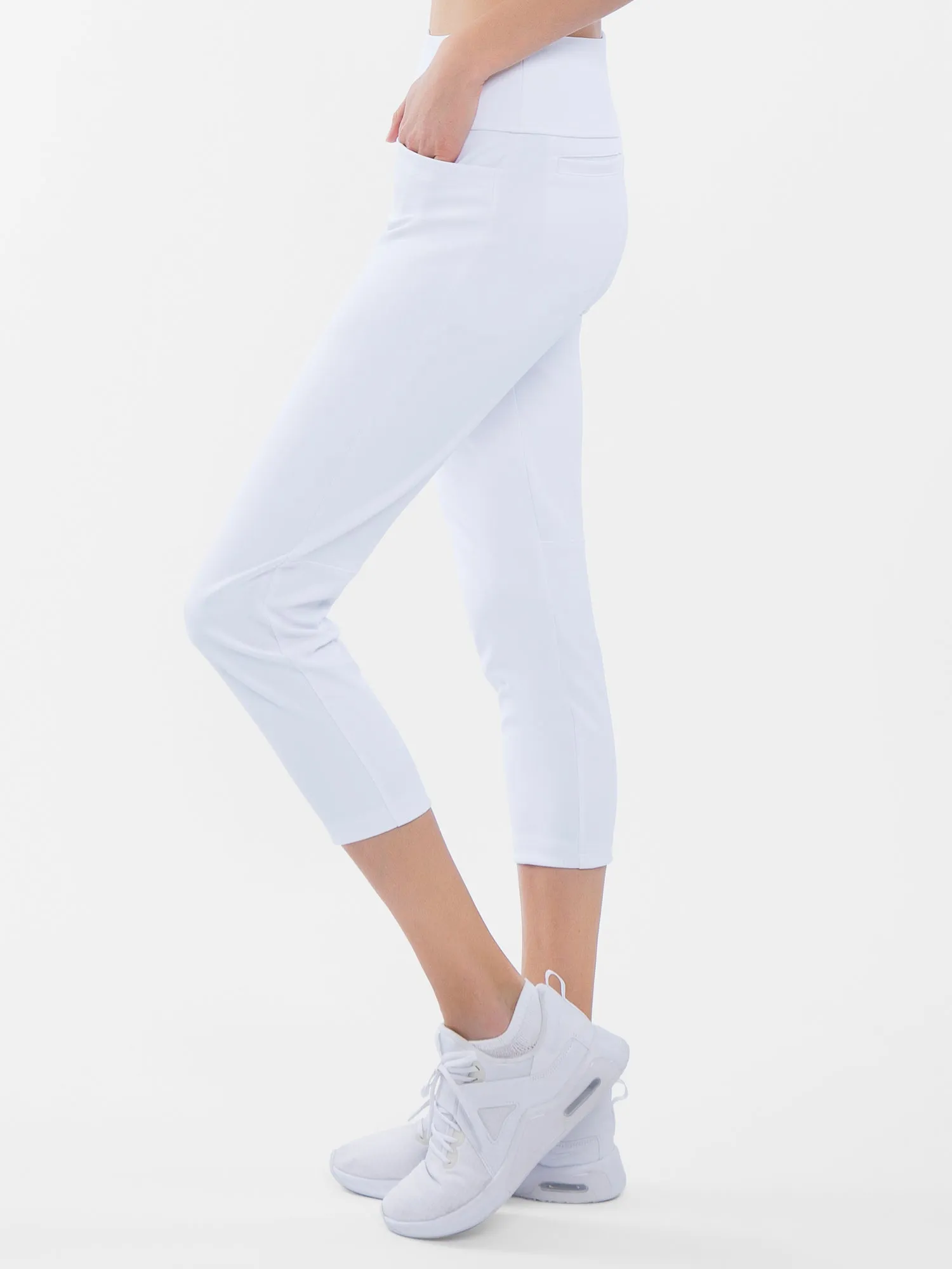 Quick Dry Women's Golf 24" Capri - White