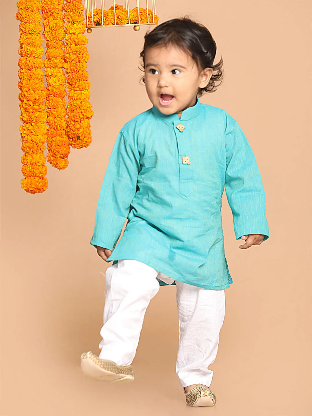 VASTRAMAY Boy's Blue Pure Cotton Kurta With White Pyjama Set