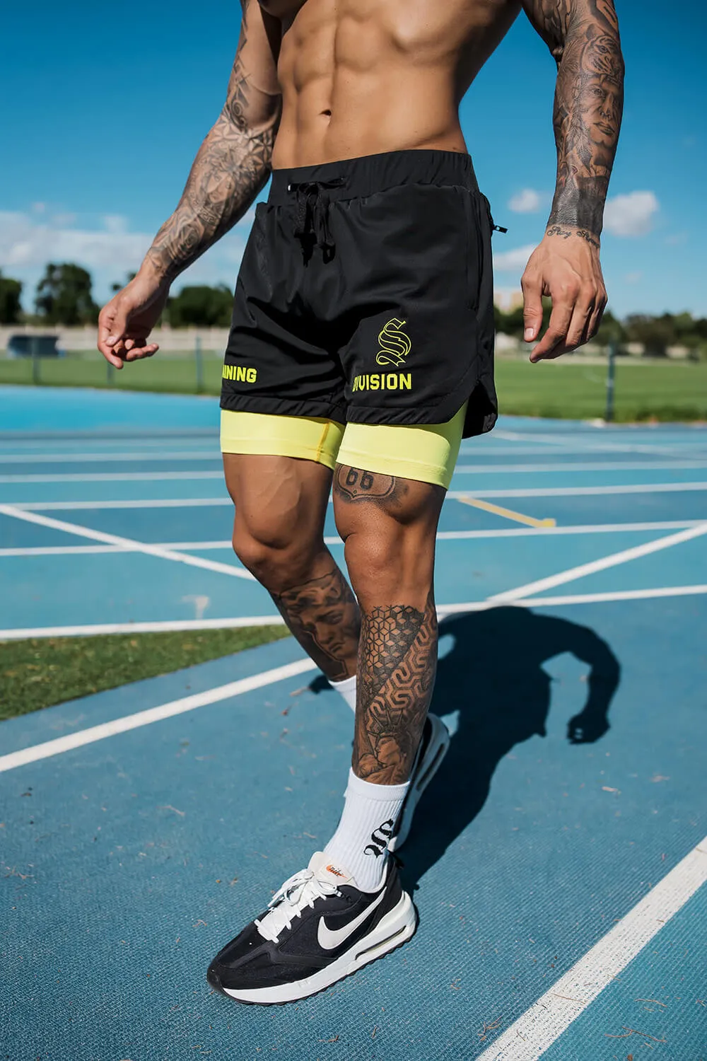 Venom 365 Shorts - Black/Yellow