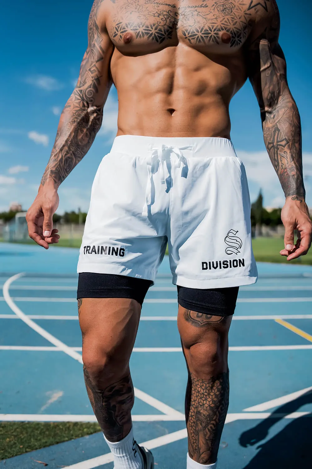 Venom 365 Shorts - White/Black