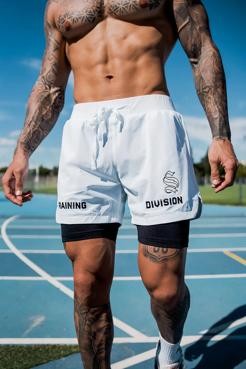 Venom 365 Shorts - White/Black