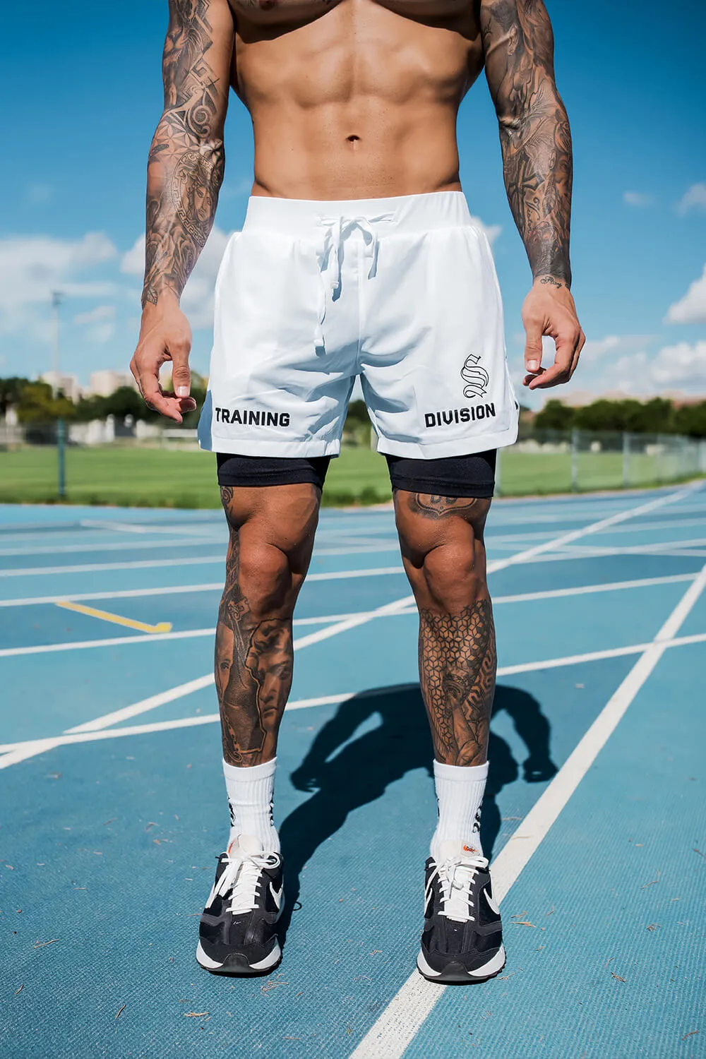 Venom 365 Shorts - White/Black