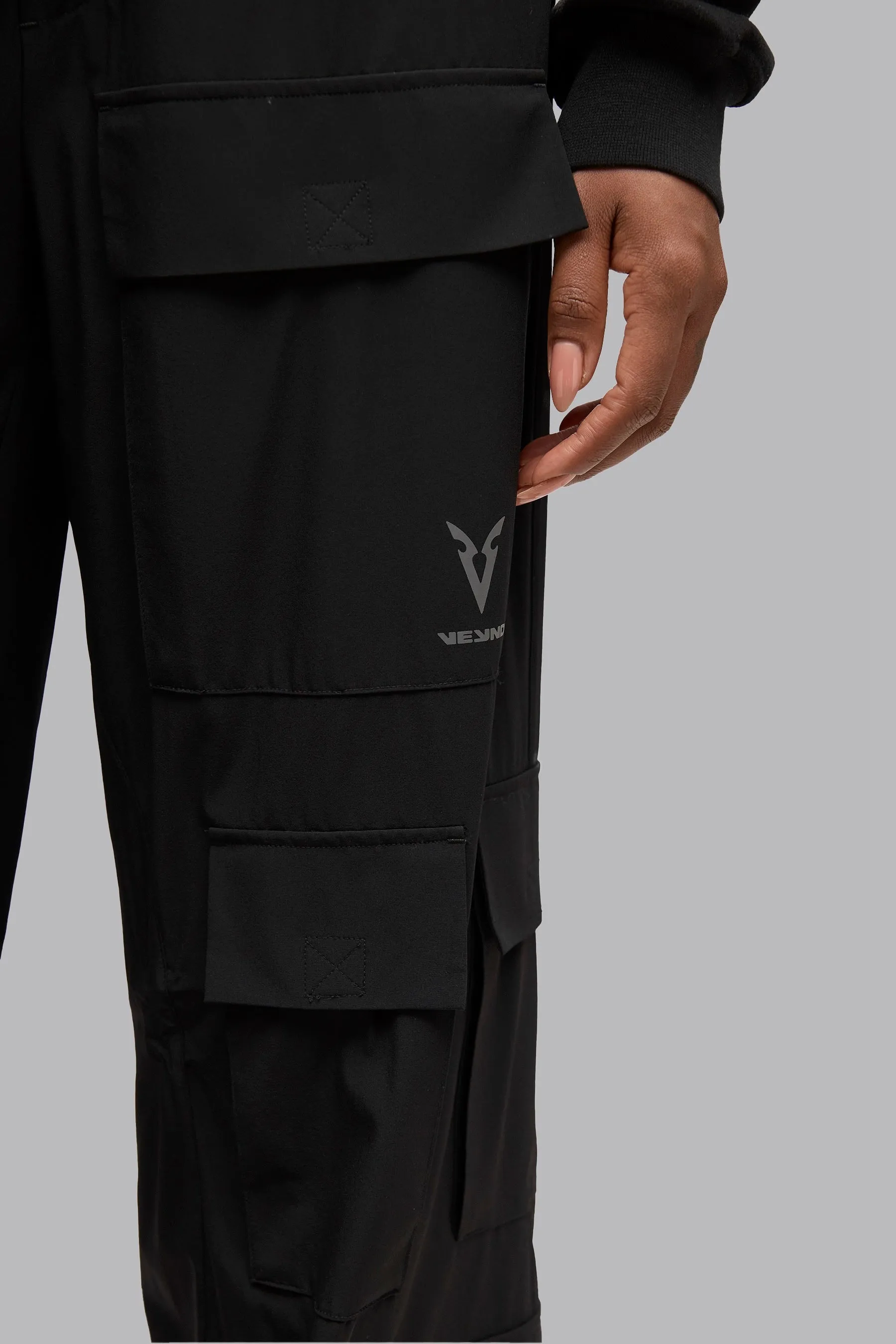 V_LYTE CARGO PANTS - Black